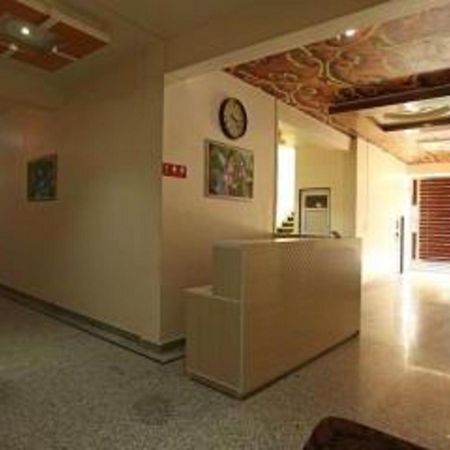 Anamsa Residency Hotel Vrindāvan Eksteriør billede